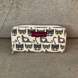 Bungalow 360 Wallet - Gray and Black